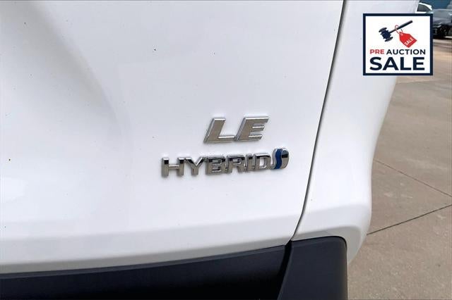 2022 Toyota RAV4 HYBRID LE