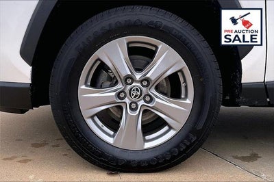 2022 Toyota RAV4 HYBRID LE