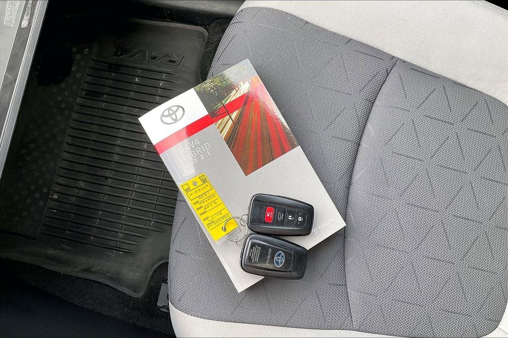 2021 Toyota RAV4 HYBRID XLE