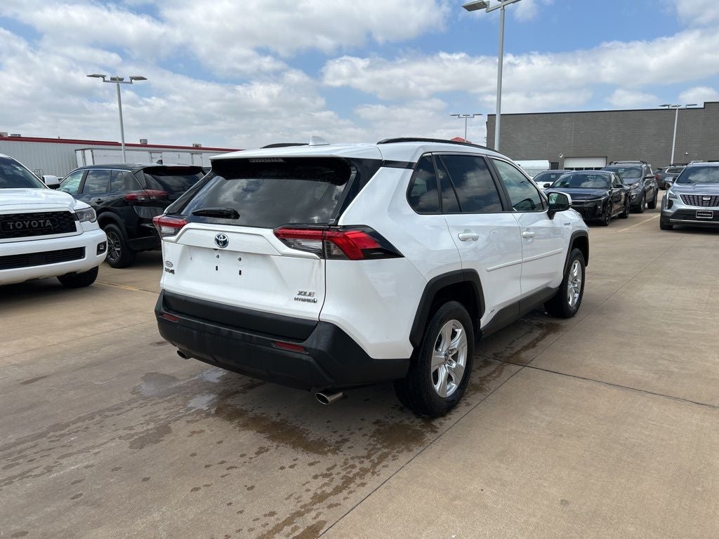 2021 Toyota RAV4 HYBRID XLE