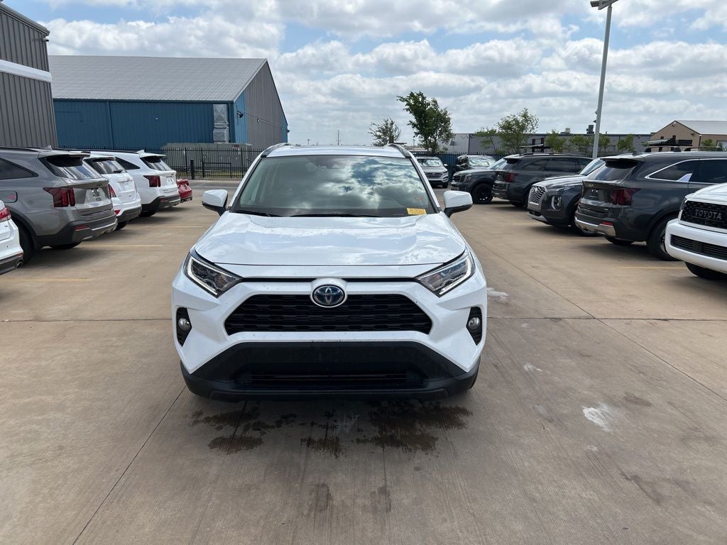 2021 Toyota RAV4 HYBRID XLE