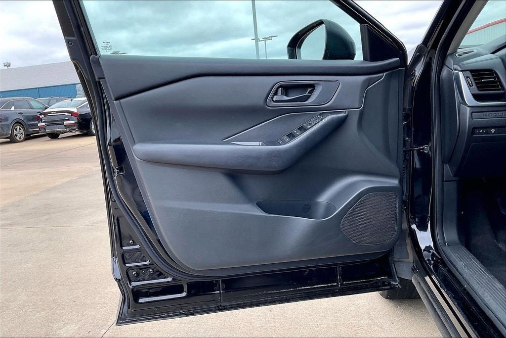 2024 Nissan Rogue S