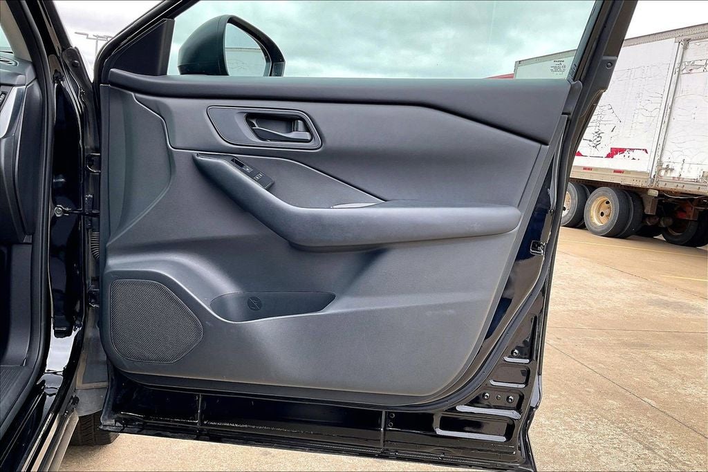 2024 Nissan Rogue S