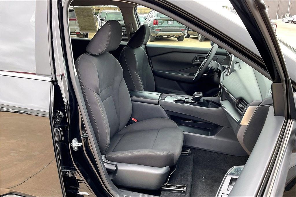 2024 Nissan Rogue S