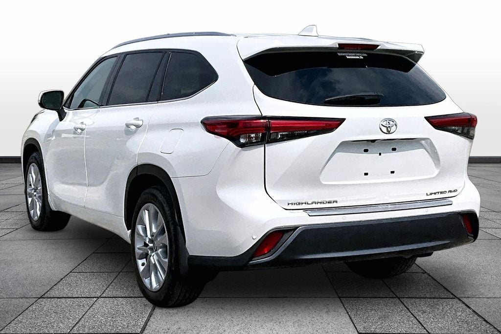 2022 Toyota Highlander Limited