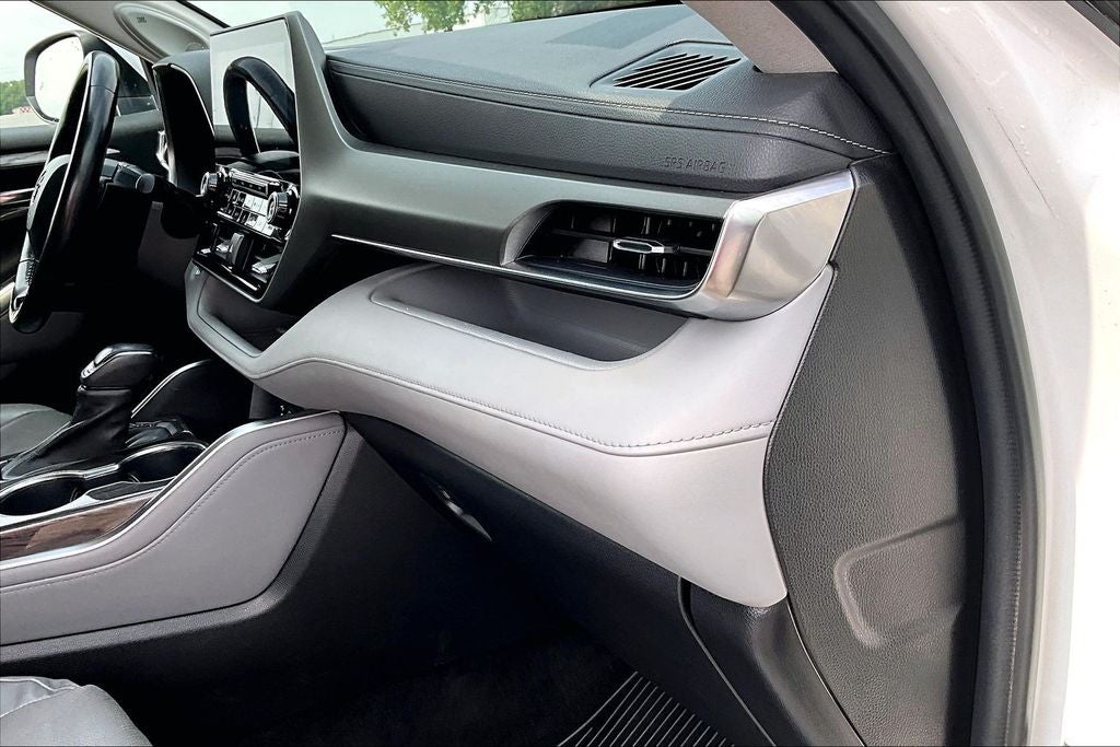 2022 Toyota Highlander Limited