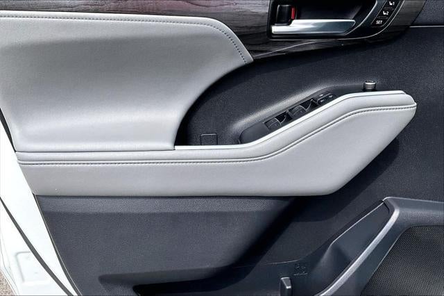 2022 Toyota Highlander Limited