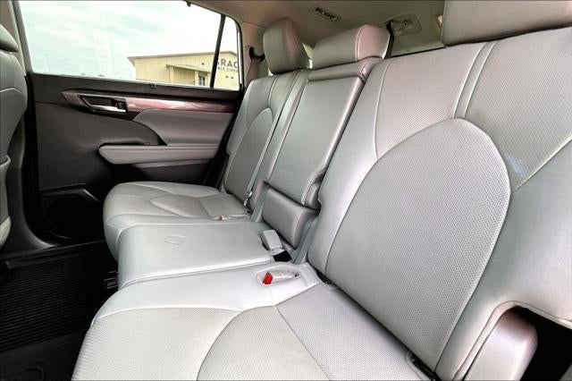 2022 Toyota Highlander Limited