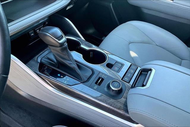 2021 Toyota HIGHLANDER Limited