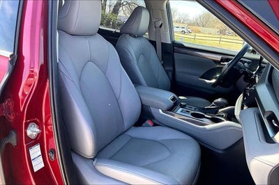 2021 Toyota HIGHLANDER Limited