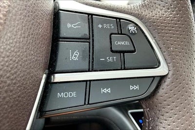 2024 Toyota Sienna Platinum 7 Passenger