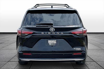 2024 Toyota Sienna Platinum 7 Passenger