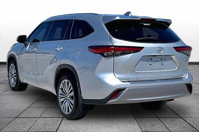 2023 Toyota HIGHLANDER Platinum