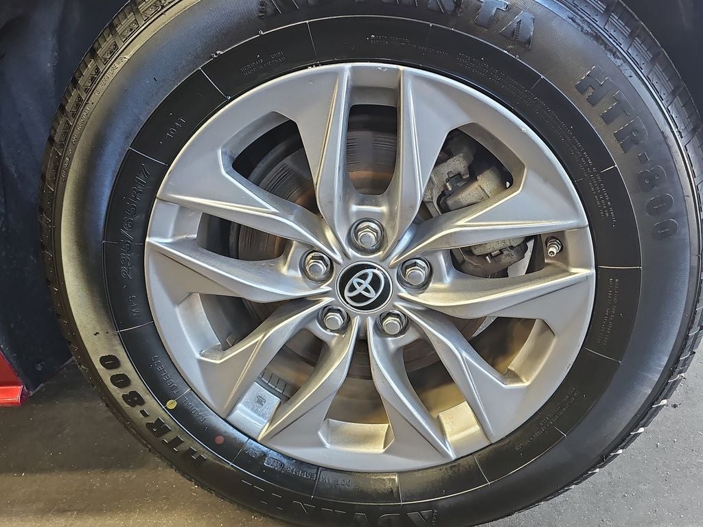 2024 Toyota SIENNA LE LE 8 Passenger
