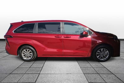 2024 Toyota SIENNA LE LE 8 Passenger