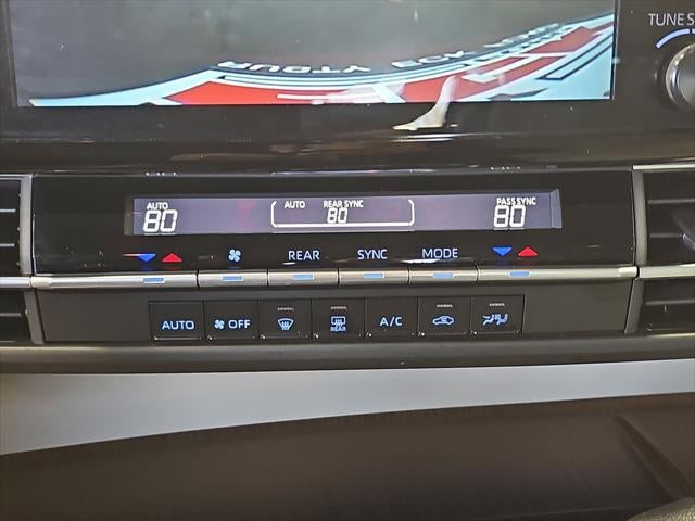2024 Toyota SIENNA LE LE 8 Passenger