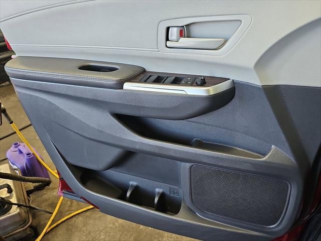 2024 Toyota SIENNA LE LE 8 Passenger