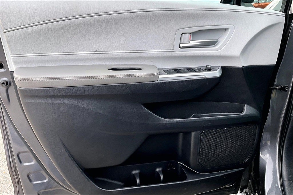 2025 Toyota SIENNA XLE XLE 7 Passenger