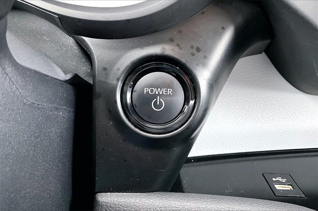 2025 Toyota SIENNA XLE XLE 7 Passenger