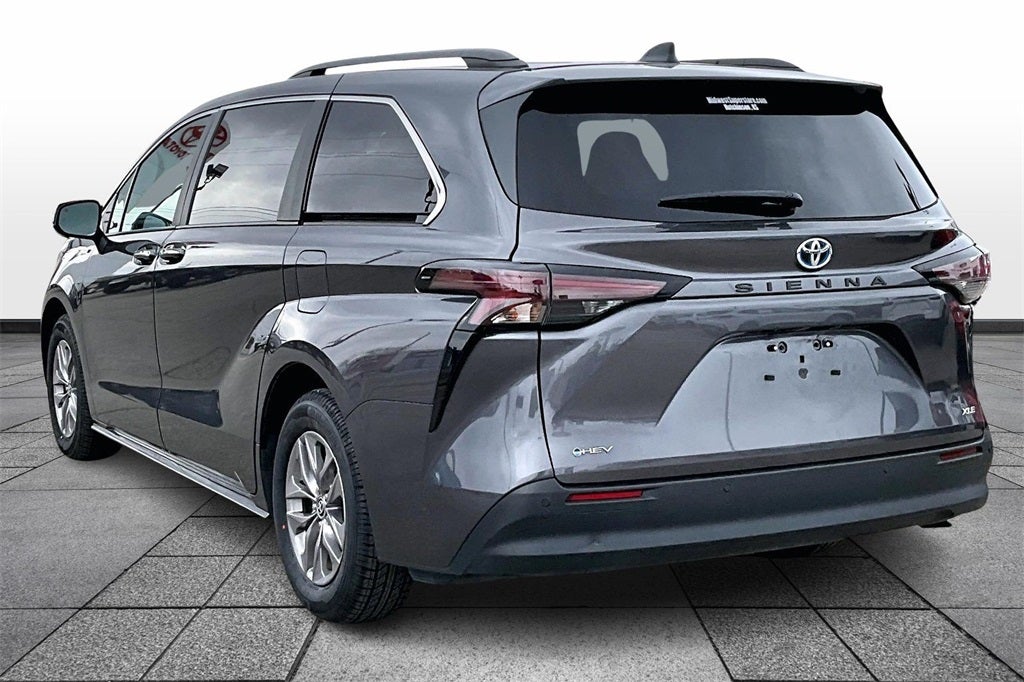 2025 Toyota SIENNA XLE XLE 7 Passenger