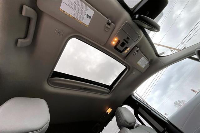 2025 Toyota SIENNA XLE XLE 7 Passenger