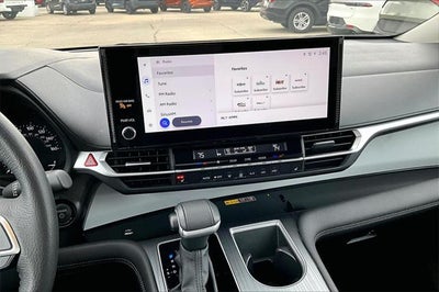 2025 Toyota SIENNA XLE XLE 7 Passenger