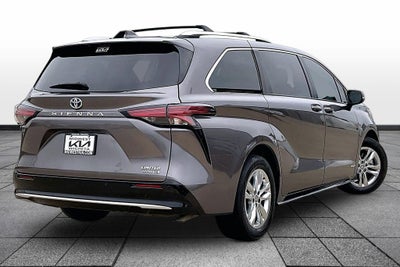 2021 Toyota SIENNA LIMITED Limited 7 Passenger