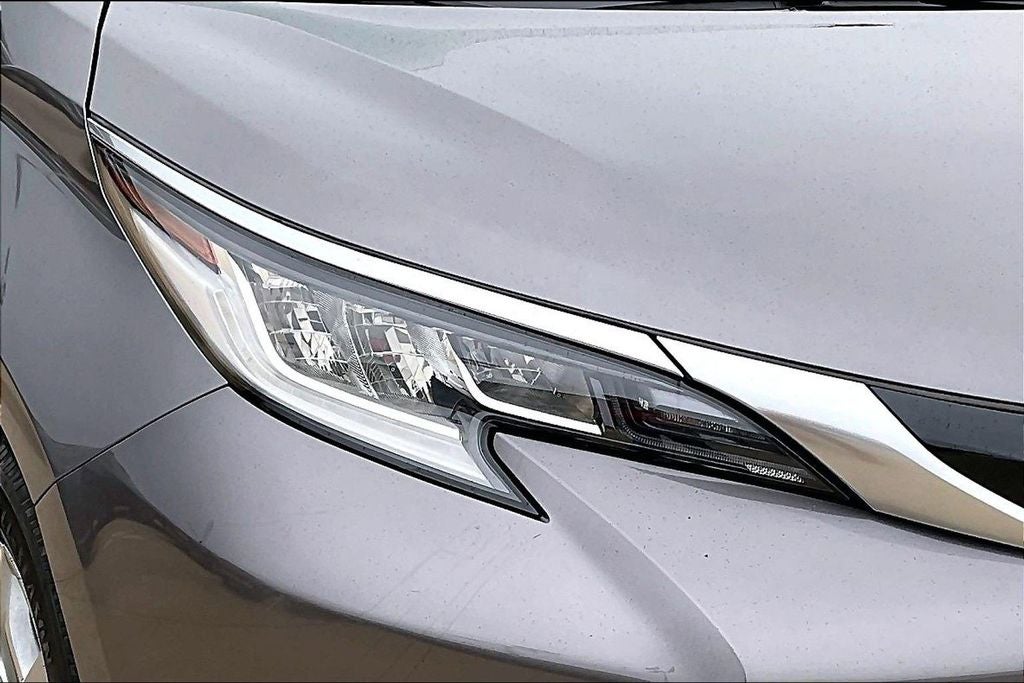 2021 Toyota SIENNA LIMITED Limited 7 Passenger