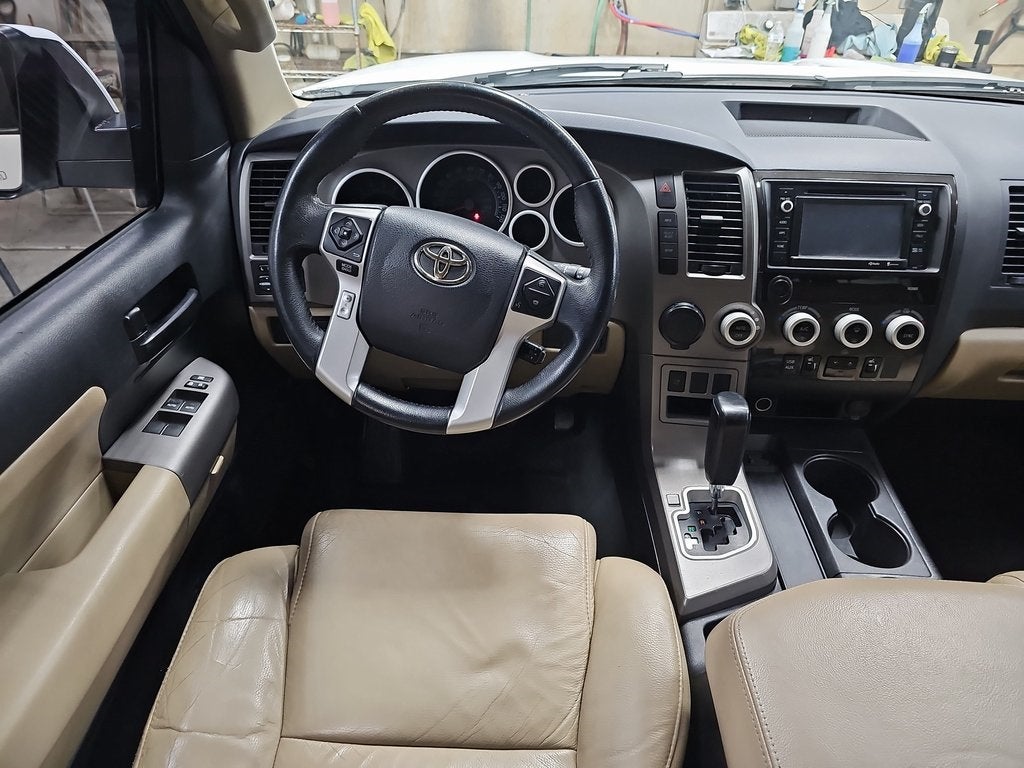 2015 Toyota Sequoia SR5 5.7L