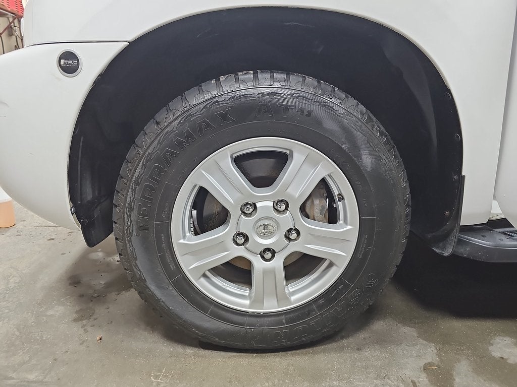 2015 Toyota Sequoia SR5 5.7L