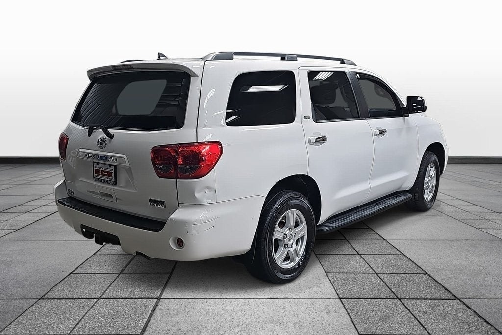 2015 Toyota Sequoia SR5 5.7L