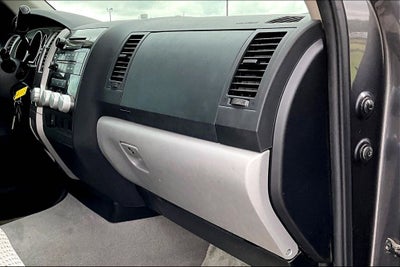 2011 Toyota TUNDRA 4X4 Grade CrewMax