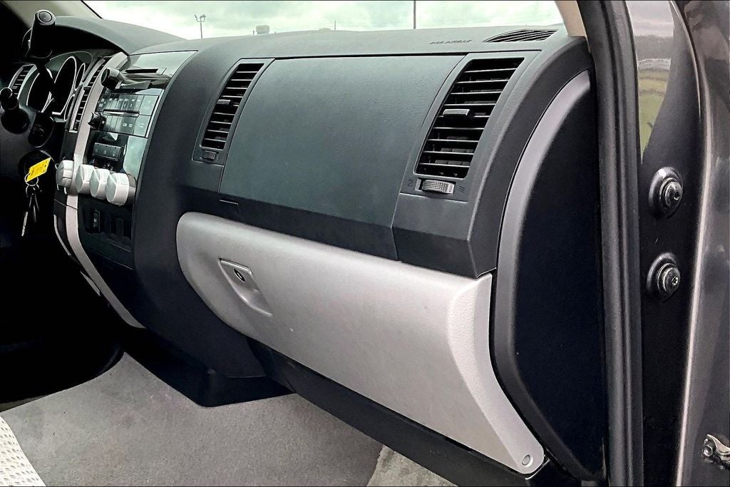 2011 Toyota TUNDRA 4X4 Grade CrewMax