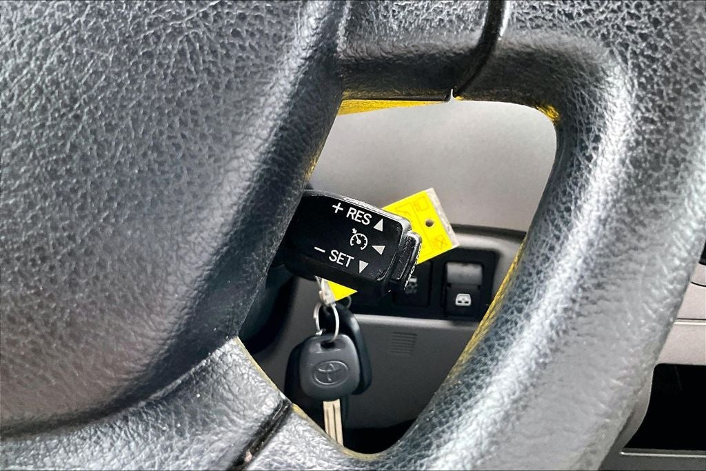 2011 Toyota TUNDRA 4X4 Grade CrewMax
