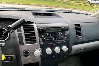 2011 Toyota TUNDRA 4X4 Grade CrewMax