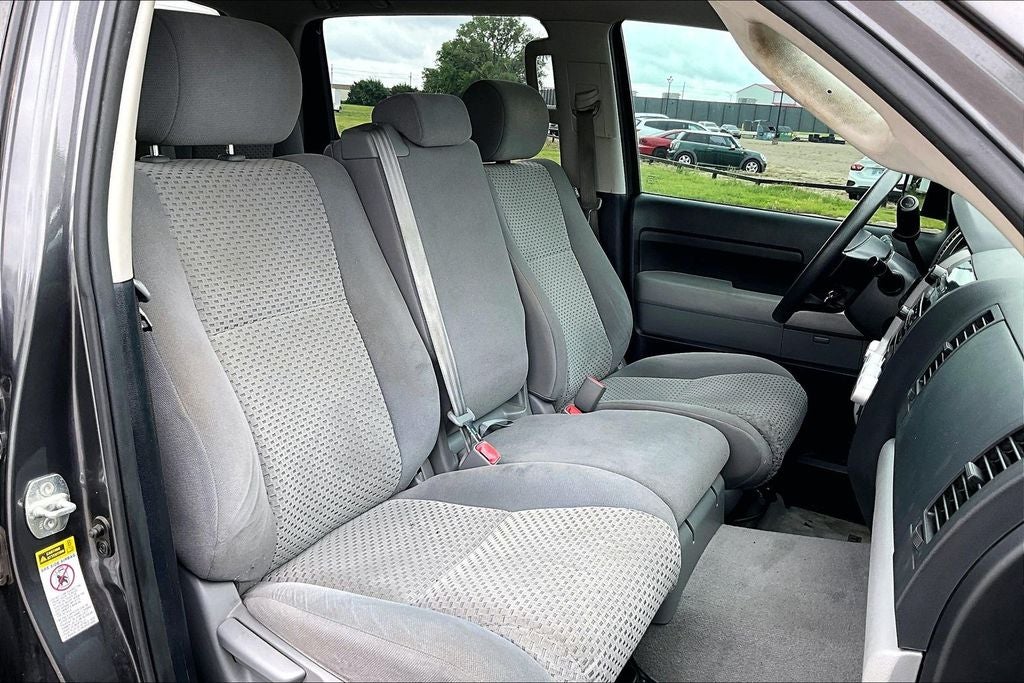 2011 Toyota TUNDRA 4X4 Grade CrewMax