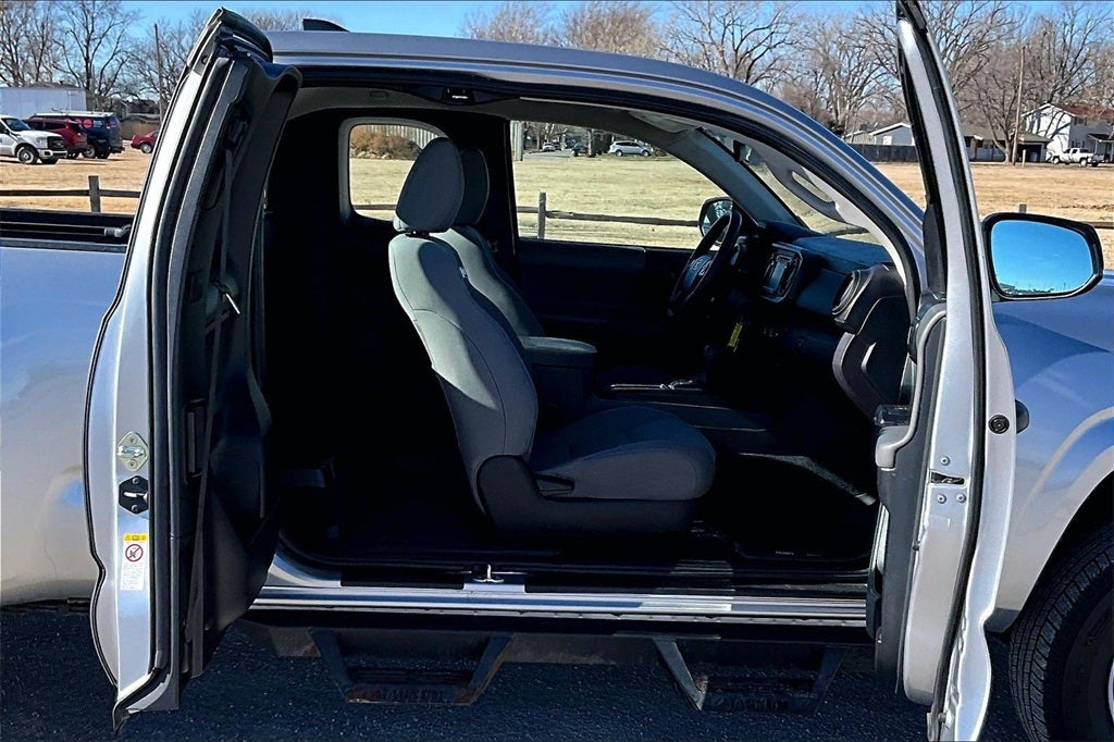 2018 Toyota TACOMA SR SR