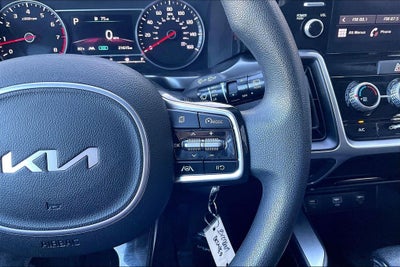 2023 Kia Sorento LX
