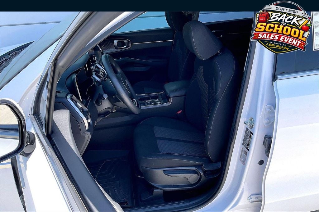 2022 Kia Sorento LX