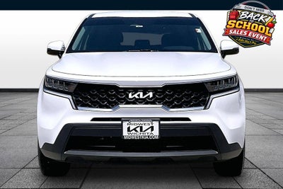 2022 Kia Sorento LX