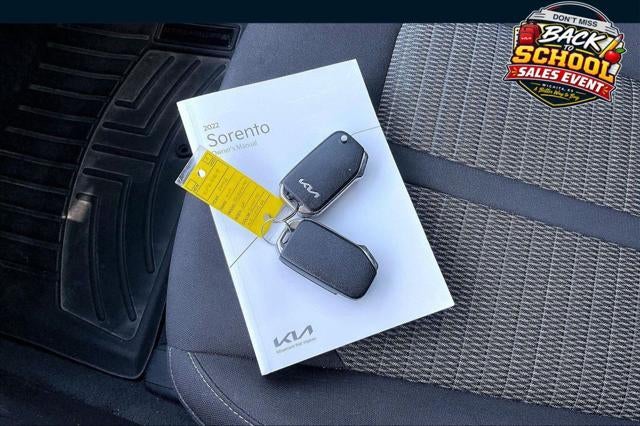 2022 Kia Sorento LX