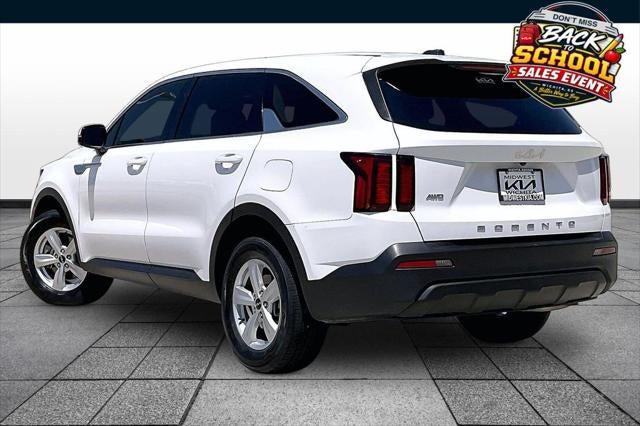 2022 Kia Sorento LX