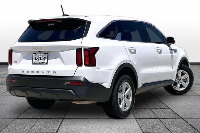 2022 Kia Sorento LX