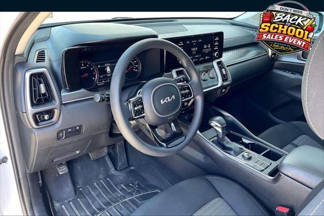 2022 Kia Sorento LX