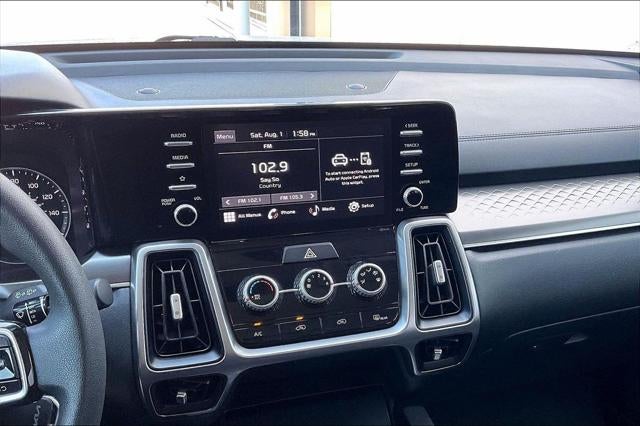 2022 Kia Sorento LX