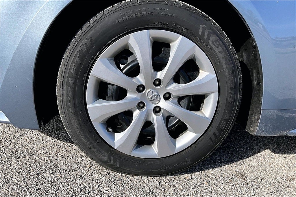 2023 Toyota COROLLA LE