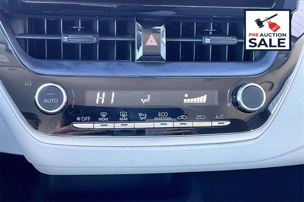 2024 Toyota COROLLA LE