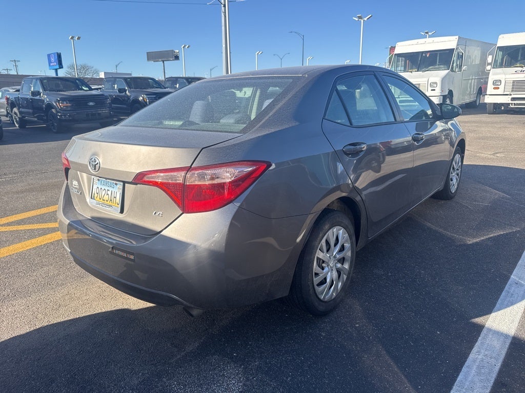 2017 Toyota COROLLA LE