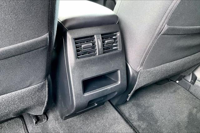 2024 Mitsubishi Outlander ES