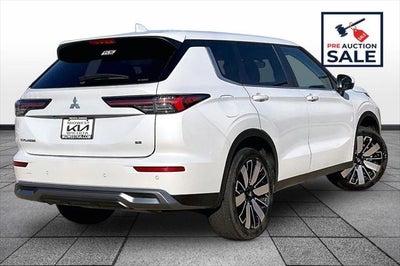 2025 Mitsubishi Outlander SE